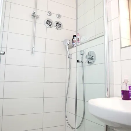 Easy Apartment *
